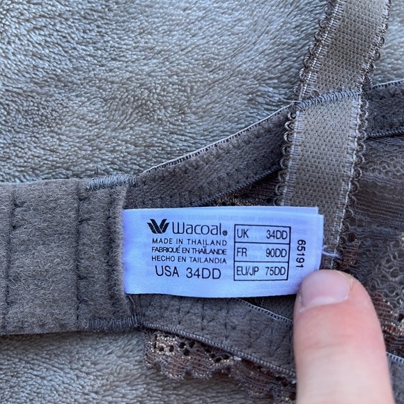 Wacoal Embrace Lace Underwire Bra 65191, Size 34DD - Picture 11 of 14